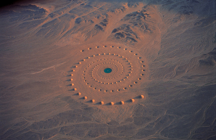 Monumental Land Art Installation in the Sahara
