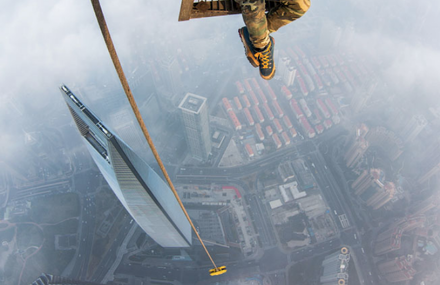 Urban Ninjas Climb Shanghai Tower