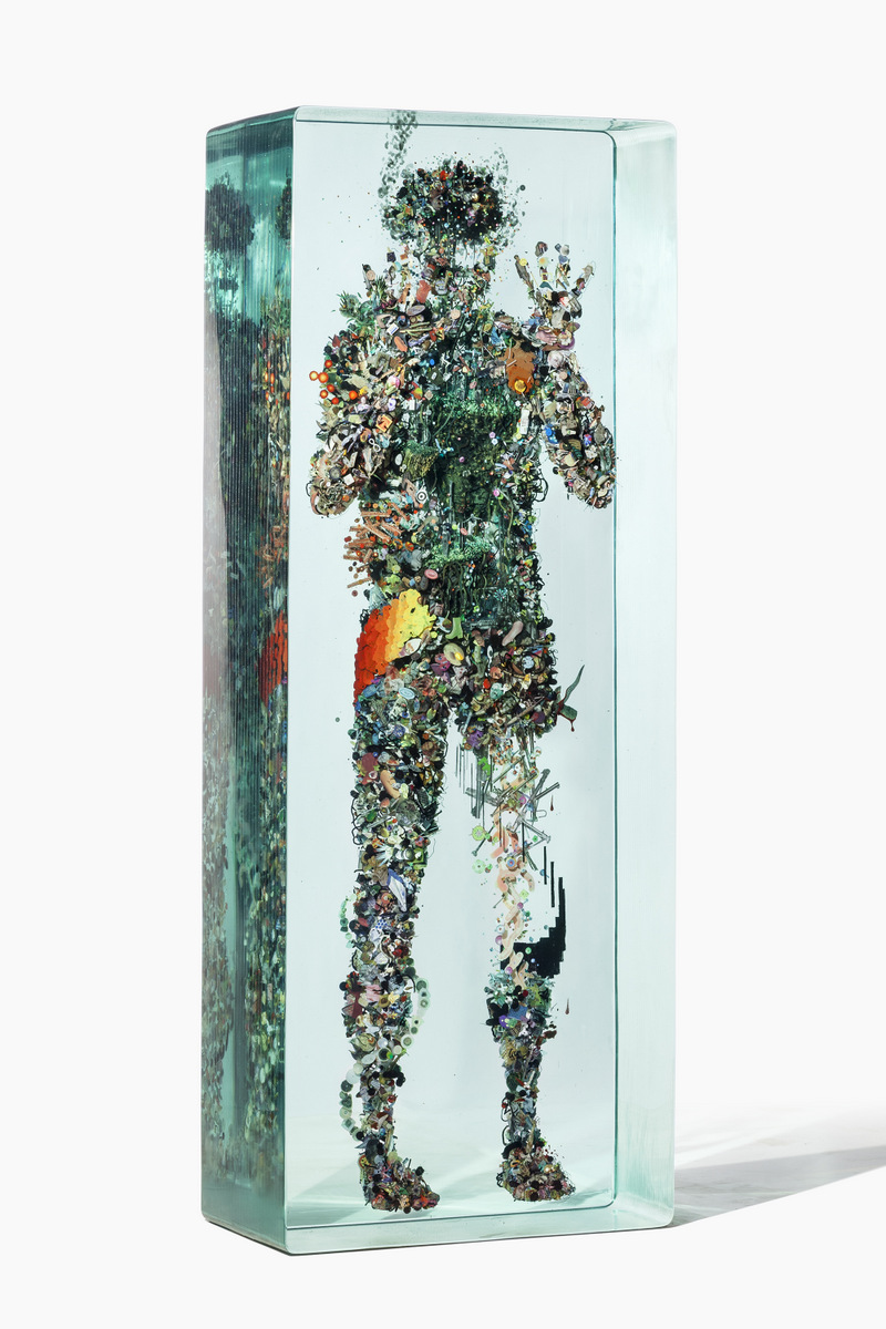3D Collages Encased in Layers of Glass3
