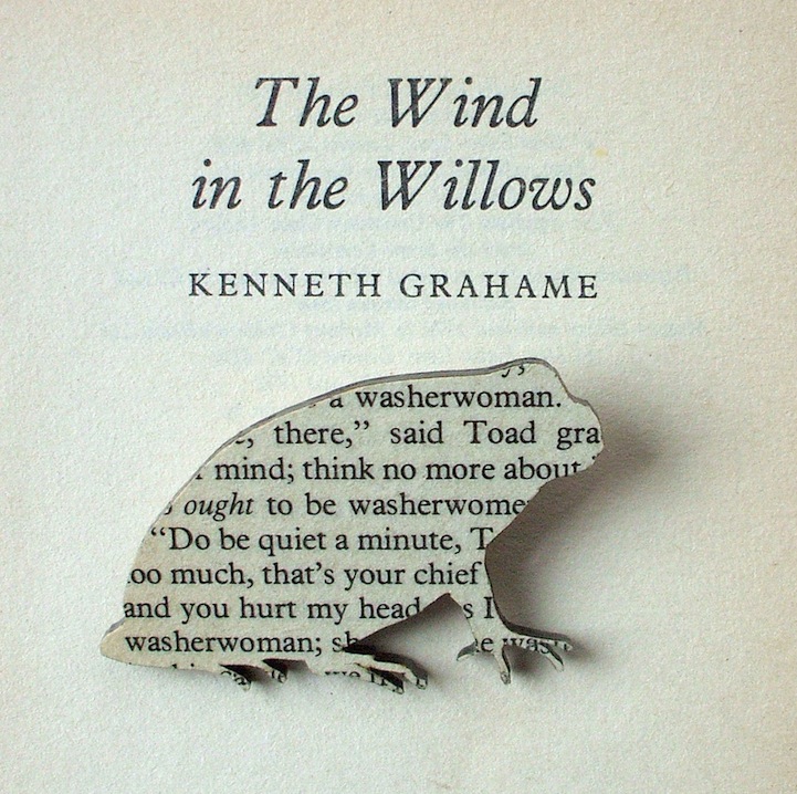 Classic Books Recycled Into Brooches9