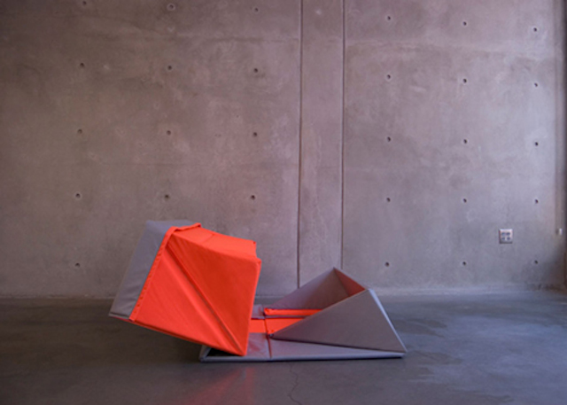 Origami-Sofa-by-Yumi-Yoshida-7