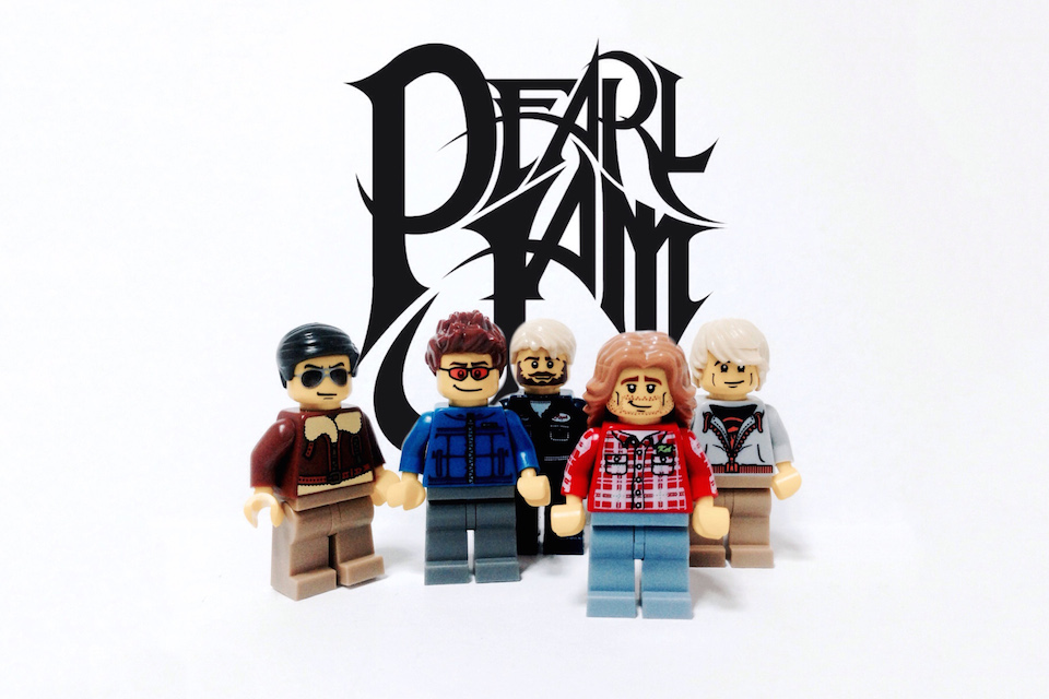 lego-iconic-bands-16