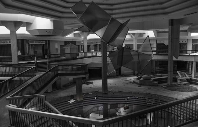 Abandoned Shopping Centers Photography