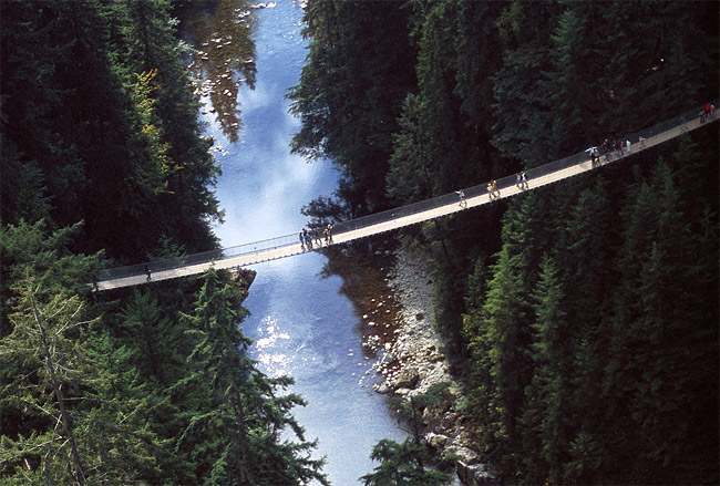 Capilano Suspension Bridge in Nort Vancouver2