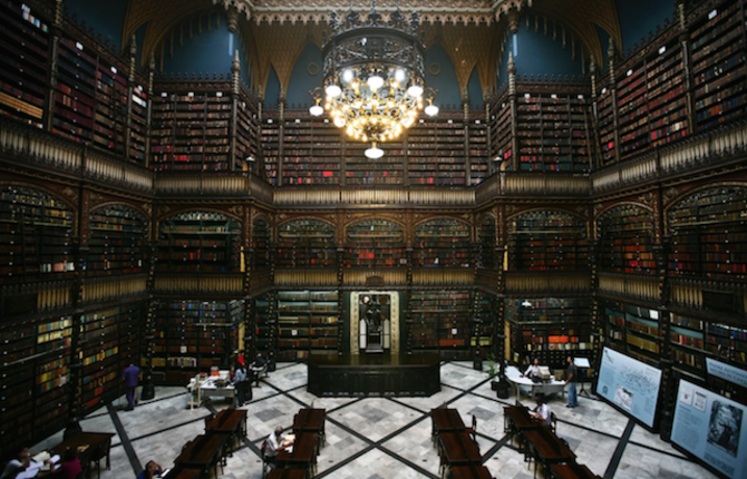 19th Century Library Filled by 350 000 Books