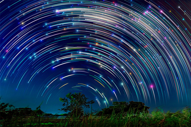 Star trails in Singapore Sky1