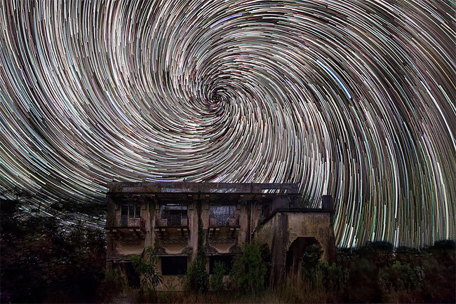 Star trails in Singapore Sky3