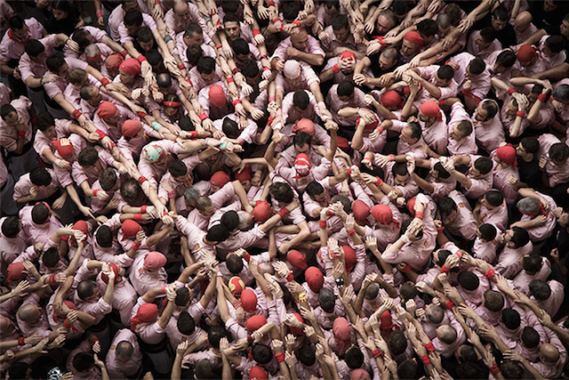 Human Towers Aerial Photos by David Oliete 6
