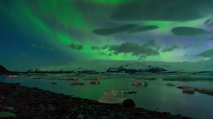 Iceland Aurora4