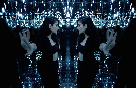 Banks – Drowning