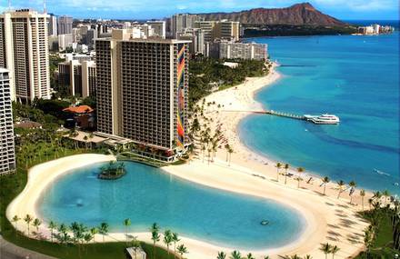 Hilton Hawaiian Village unveils $4.25m Rainbow Mural restoration