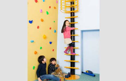 KidsLofty: Children’s ladders for Japanese interiors