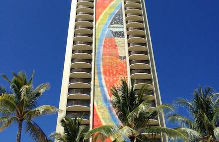 Hilton Hawaiian Village unveils $4.25m Rainbow Mural restoration