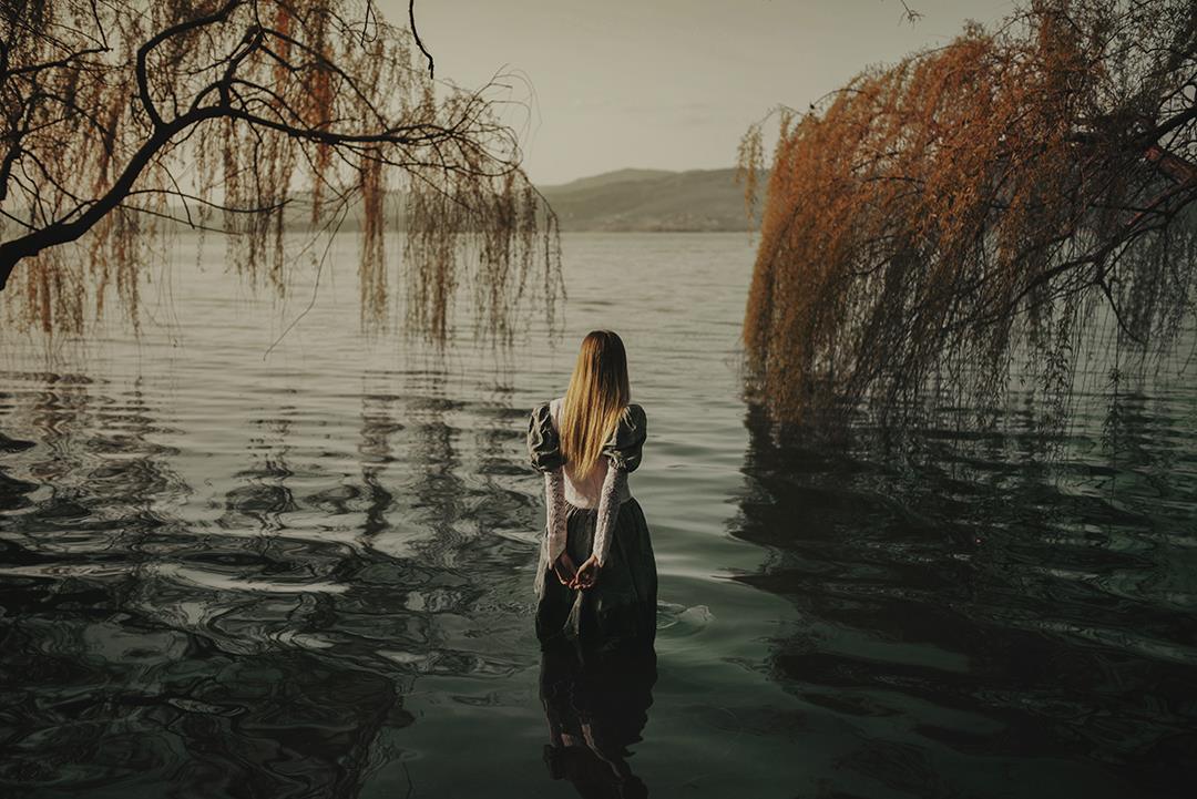 Atmospheric Portraits by Alessio Albi-9