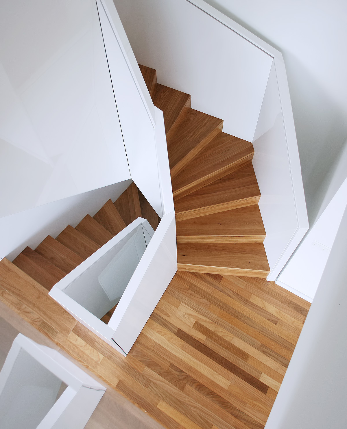 Geometric Staircase designed by Edit5
