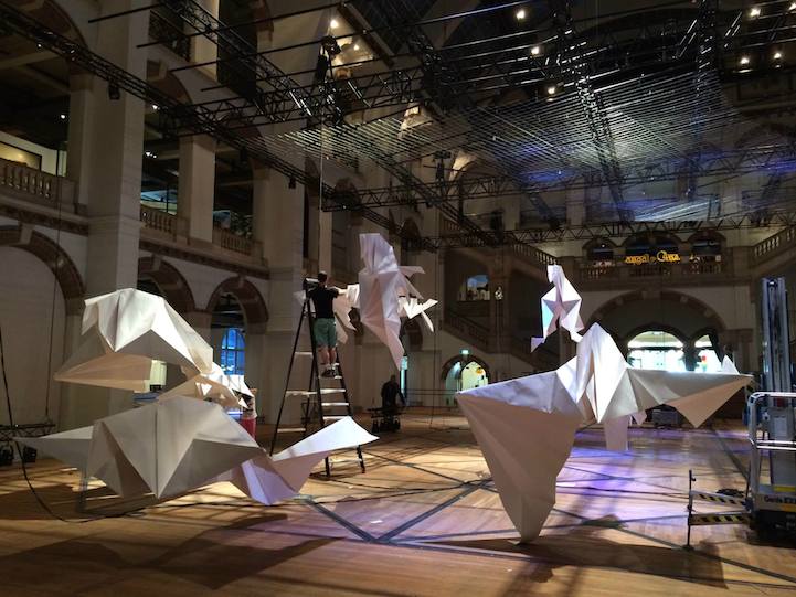 Giga Origami Installation2