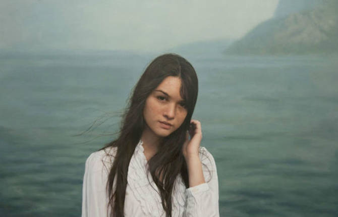 Sensual Hyperrealistic Paintings by Yigal Ozeri