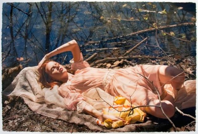 Sensual Hyperrealistic Paintings by Yigal Ozeri4