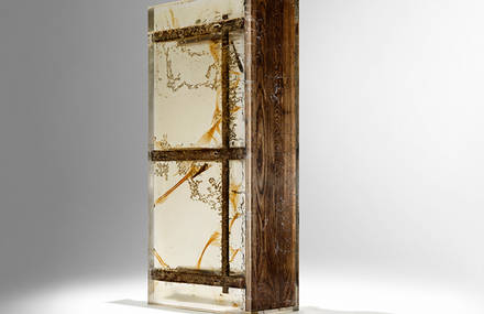 “SOUVENIR OF THE LAST CENTURY” CONSOLLE