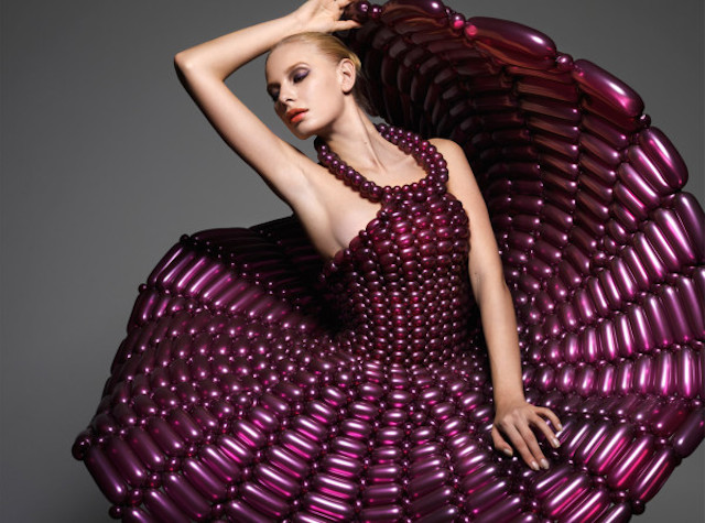 11 Fashion Clothes in Balloons by Daisy Balloon