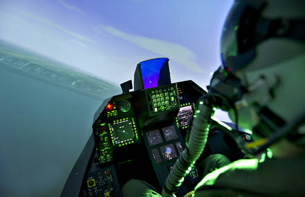 Fighters Academy, Simulateur Falcon F-16