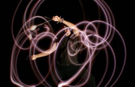Luminescencia Project – LED Lights on circus