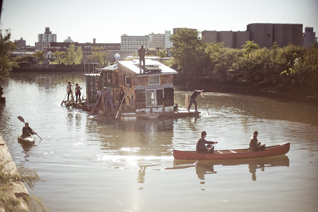 3-Jerko Houseboat