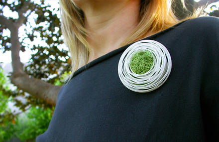 Botanical jewelry collection by Growthobjects