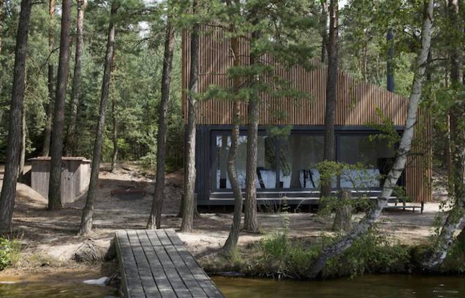 Panoramic Lake Cabin