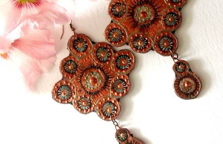 Earrings – Wallflowers look away…