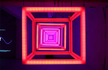 8 MINUTES Interactive light installation