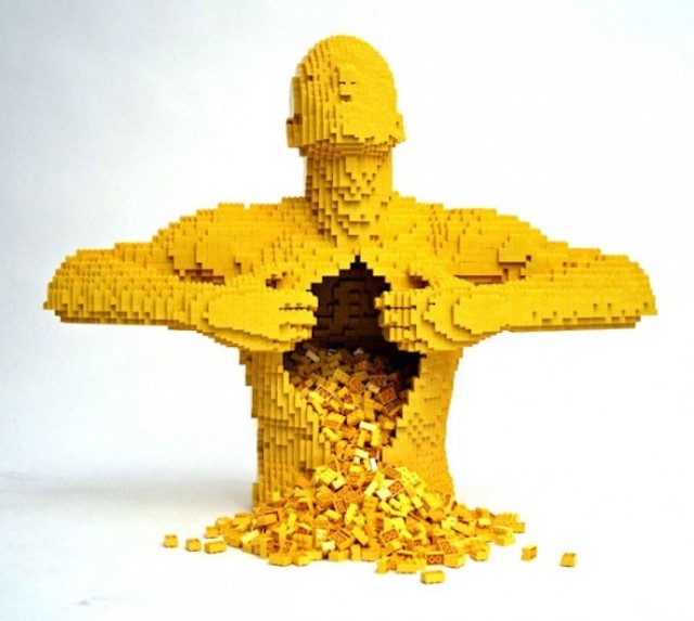 6-LEGO Artworks by Nathan Sawaya