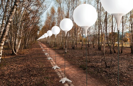 Berlin Wall Rebuilt in Glowing Orbs