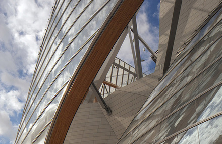 Fondation Louis Vuitton by Frank Gehry