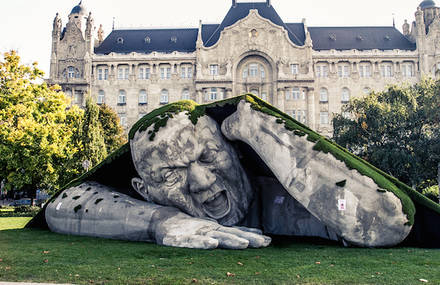 Larger-than-life Sculpture in Budapest