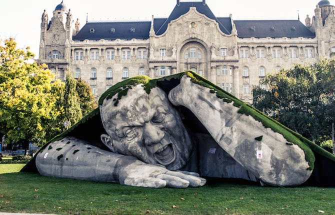 Larger-than-life Sculpture in Budapest