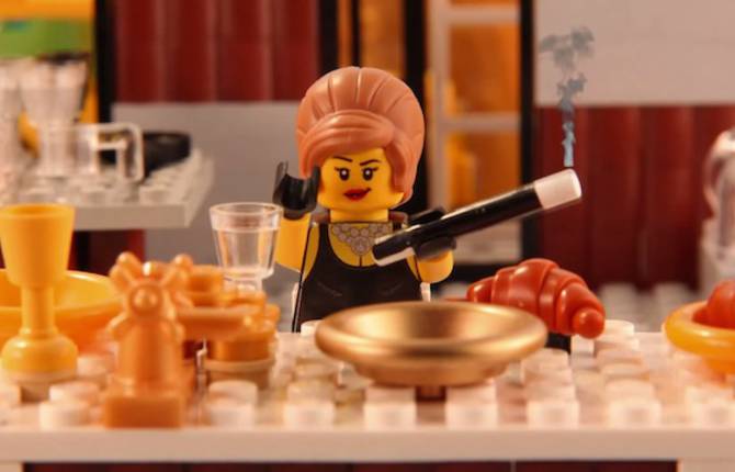 LEGO Reproducing Iconic Movie Scenes