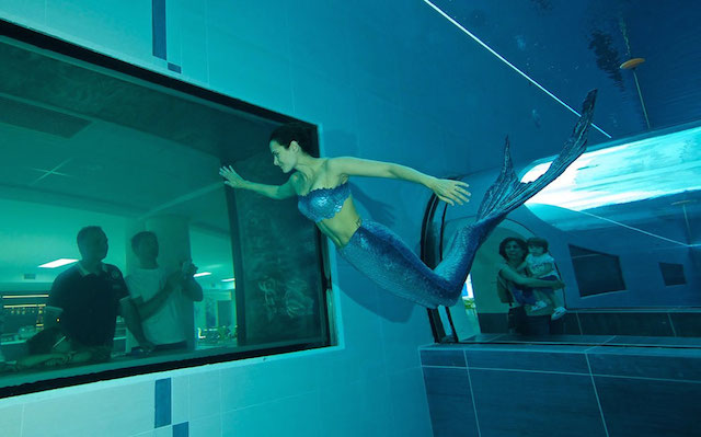 The World’s Deepest Pool-2