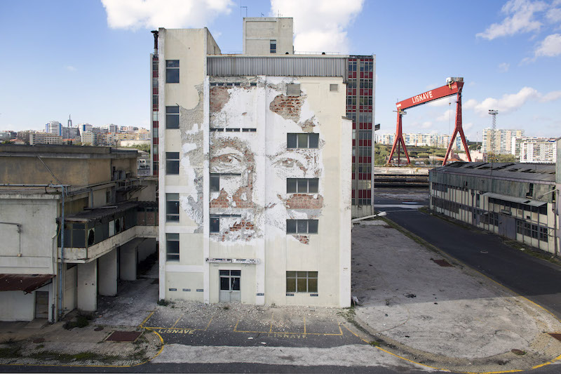 Vhils_dissection_exhibition_7