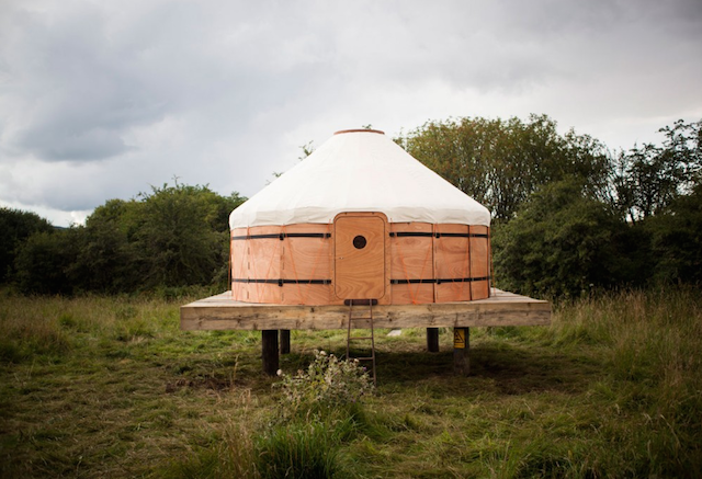 Flat Packed Cabin by Trakke and Uula Jero