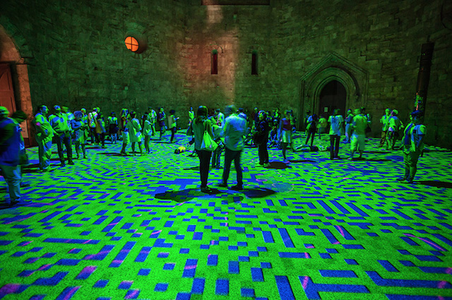 Interactive Kaleidoscopic Patterns in Italian Castle-10