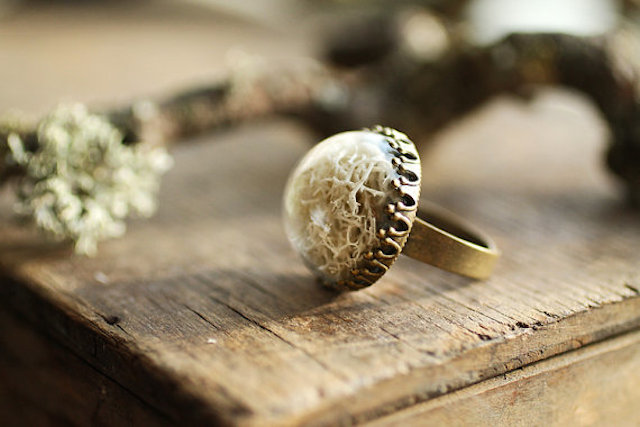 Poetic Jewels Containing Real Flowers-14