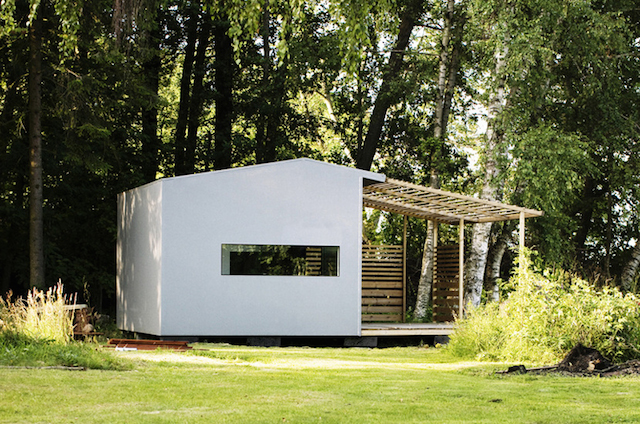 Swedish Wooden Cabin by Jonas Wagell and Sommarnojen