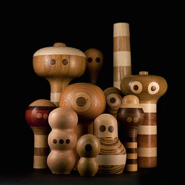 Wooden Robot Figurines-0