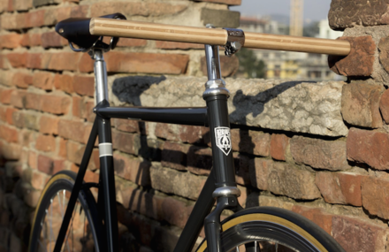 Ozbikes: design and hype