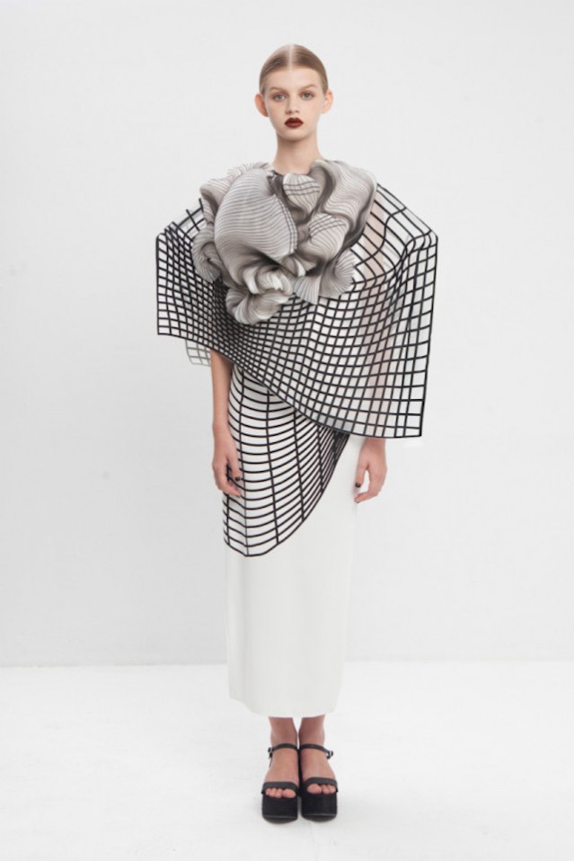 3D Printed Defect Clothes – Fubiz Media
