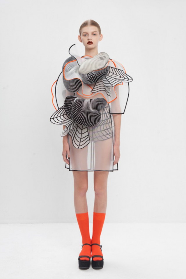 3D Printed Defect Clothes – Fubiz Media