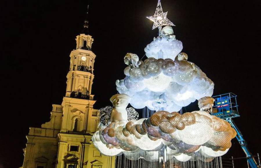 Christmas Tree Cloud