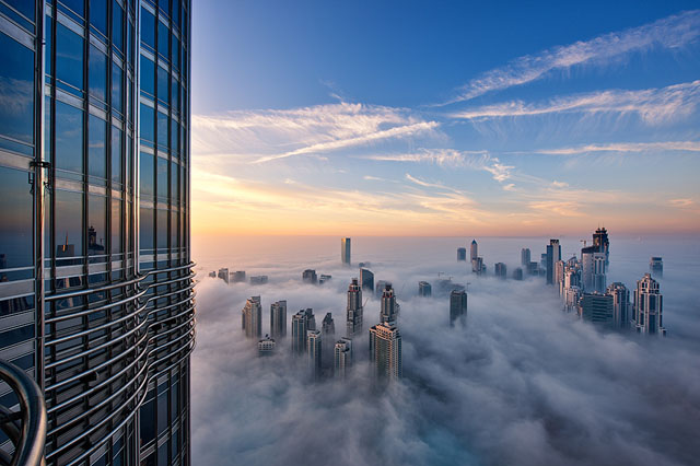 Fog Over Dubai Buildings Photography_10