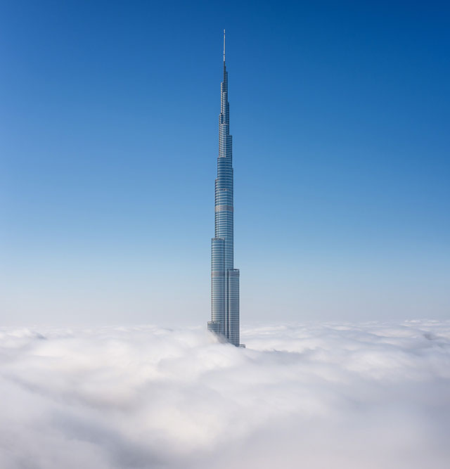 Fog Over Dubai Buildings Photography_8